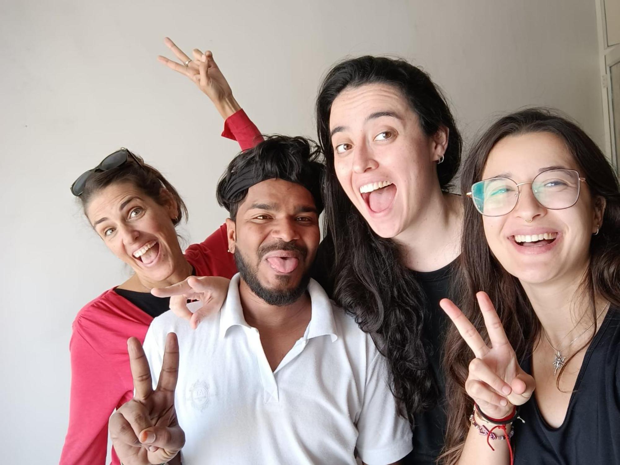 Karma Hostel Khadzsuráhó Kültér fotó